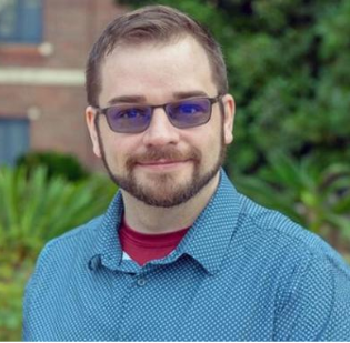 Headshot of Derek Kooi